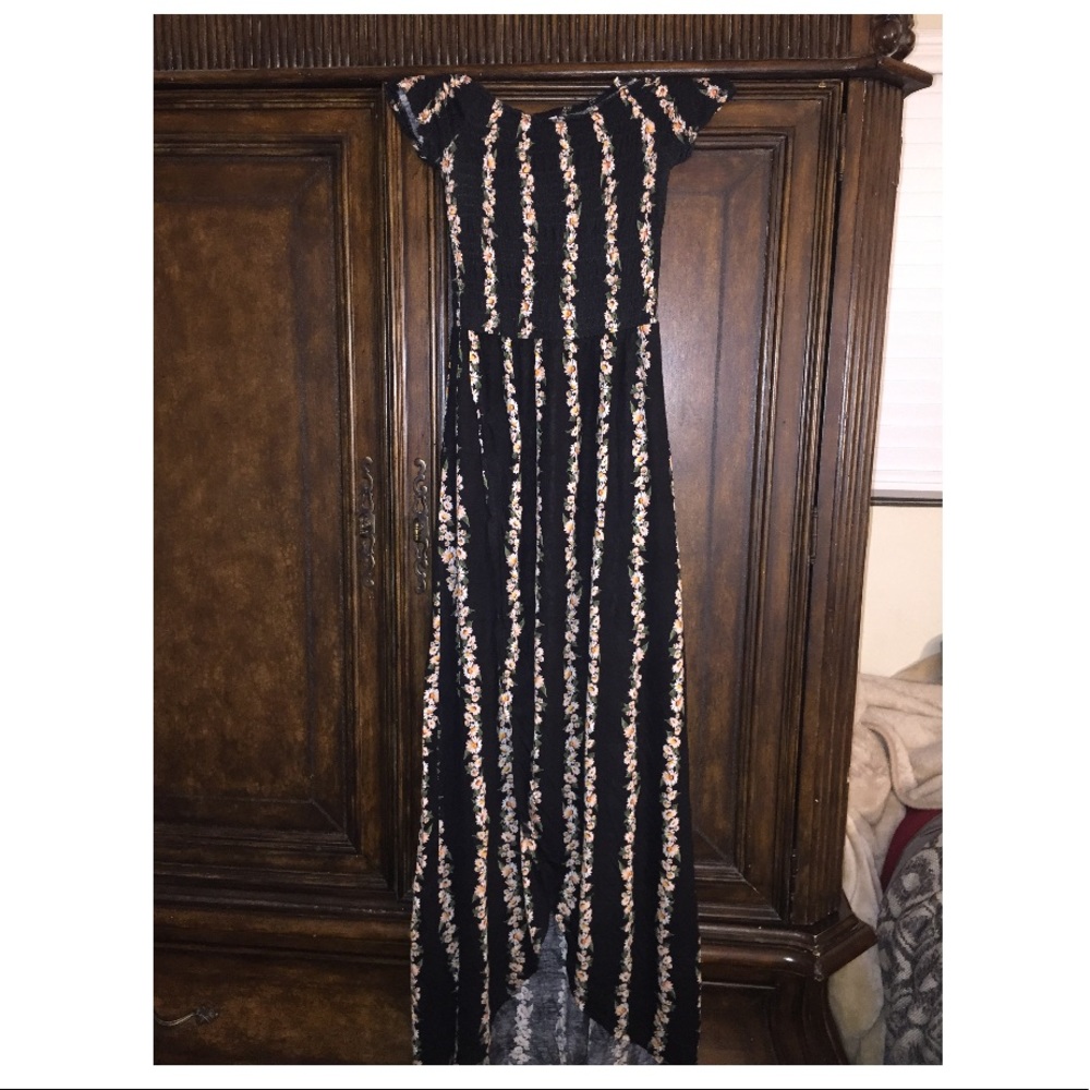 Long off the shoulder dress, cute, flowery
